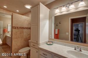 335 E Liberty Ln, Gilbert, AZ 85296 photo 30
