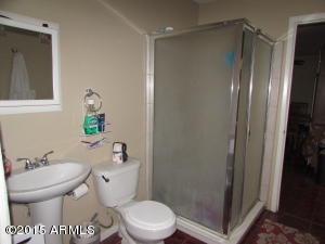 3643 W Echo Ln, Phoenix, AZ 85051 photo 8