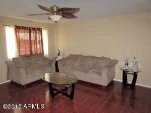 3643 W Echo Ln, Phoenix, AZ 85051 photo 4