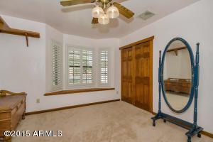 627 E Desert Ln, Gilbert, AZ 85234 photo 14