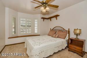 627 E Desert Ln, Gilbert, AZ 85234 photo 15