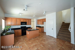 2011 N 94th Ln, Phoenix, AZ 85037 photo 11