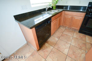 2011 N 94th Ln, Phoenix, AZ 85037 photo 10