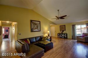 4007 E Topeka Dr, Phoenix, AZ 85050 photo 4