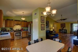 4007 E Topeka Dr, Phoenix, AZ 85050 photo 7