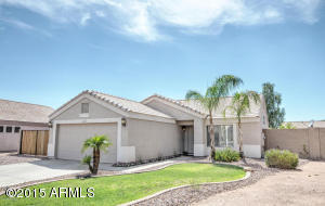 2016 S Cardinal Dr, Apache Junction, AZ 85120 photo 1