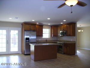 521 E Paseo Way, Phoenix, AZ 85042 photo 5