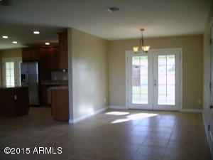 521 E Paseo Way, Phoenix, AZ 85042 photo 7