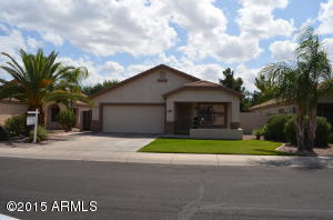 239 N Tiago Dr, Gilbert, AZ 85233 photo 2