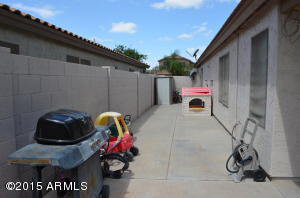 239 N Tiago Dr, Gilbert, AZ 85233 photo 25