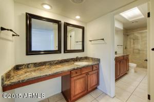 4451 N 40th St, Phoenix, AZ 85018 photo 12