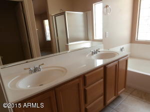 473 E Cantebria Dr, Gilbert, AZ 85296 photo 14