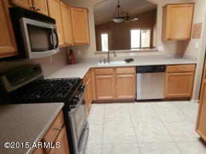 473 E Cantebria Dr, Gilbert, AZ 85296 photo 3