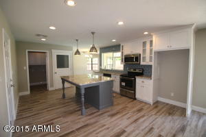 2820 E Sierra St, Phoenix, AZ 85028 photo 4