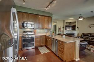 860 S Roanoke St, Gilbert, AZ 85296 photo 9