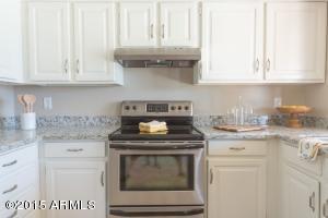 613 E Holmes Ave, Mesa, AZ 85204 photo 3