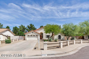 734 E Sage Brush St, Gilbert, AZ 85296 photo 2