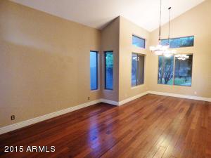 925 W Juniper Ave, Gilbert, AZ 85233 photo 2