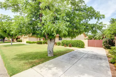 696 E Linda Ln, Gilbert, AZ 85234 photo 4