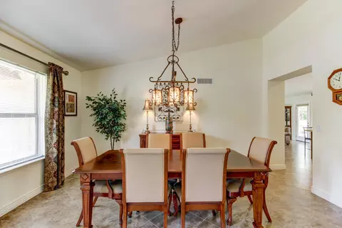 696 E Linda Ln, Gilbert, AZ 85234 photo 9