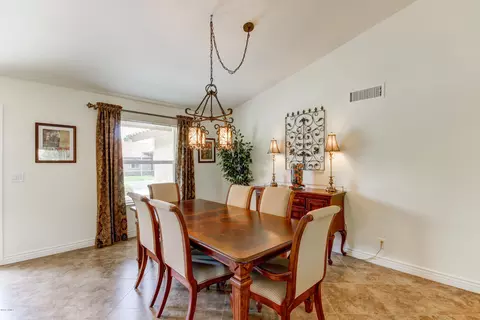 696 E Linda Ln, Gilbert, AZ 85234 photo 8