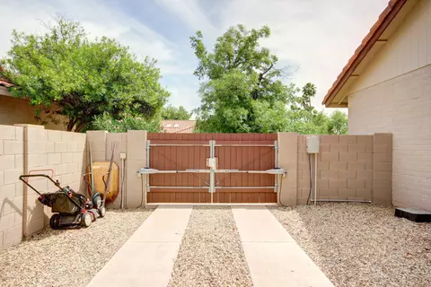 696 E Linda Ln, Gilbert, AZ 85234 photo 44