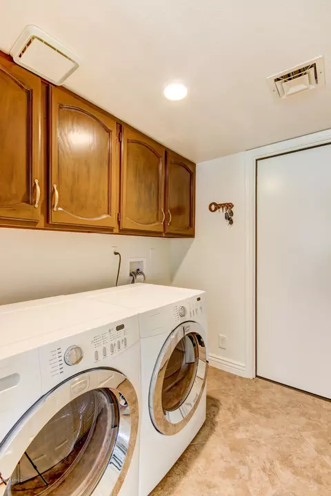 696 E Linda Ln, Gilbert, AZ 85234 photo 40