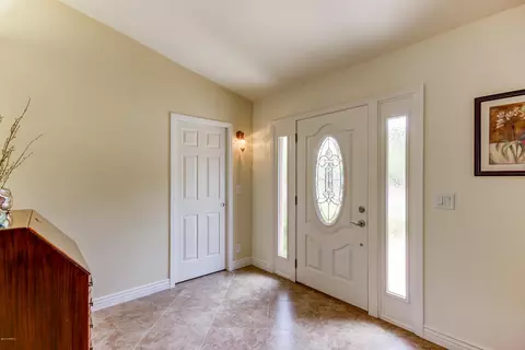 696 E Linda Ln, Gilbert, AZ 85234 photo 6
