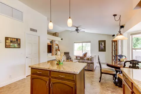 696 E Linda Ln, Gilbert, AZ 85234 photo 18