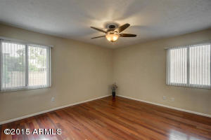 231 E Strahan Dr, Tempe, AZ 85283 photo 4