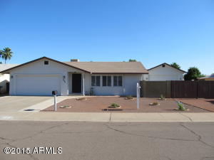 231 E Strahan Dr, Tempe, AZ 85283 photo 1