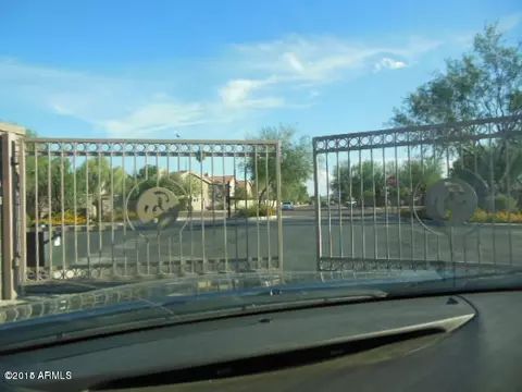 4349 E Morrow Dr, Phoenix, AZ 85050 photo 25