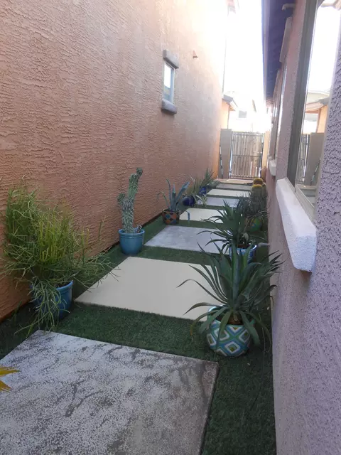 4349 E Morrow Dr, Phoenix, AZ 85050 photo 21
