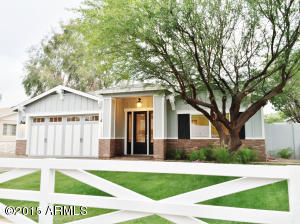 3841 E Fairmount Ave, Phoenix, AZ 85018 photo 1