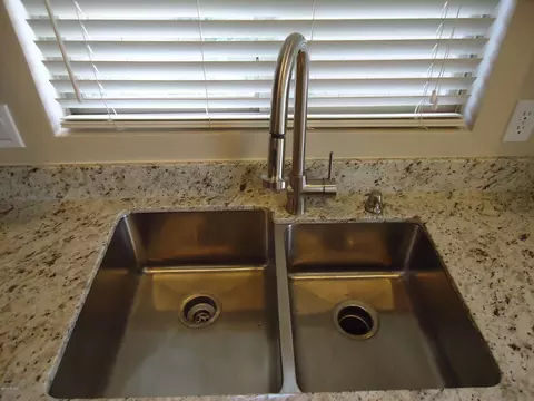 3665 E Sebastian Ln, Gilbert, AZ 85297 photo 12