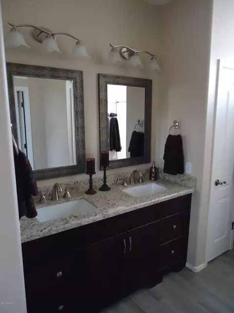 3665 E Sebastian Ln, Gilbert, AZ 85297 photo 19