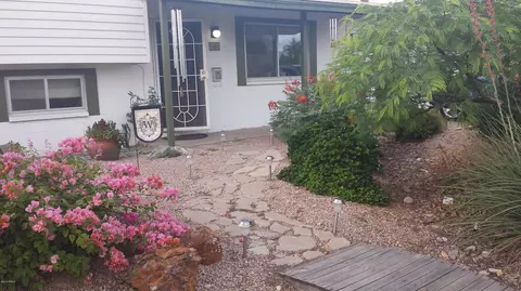 516 E Papago Dr, Tempe, AZ 85288 photo 2
