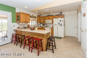 17621 E Trails End Rd, Mayer, AZ 86333 photo 5