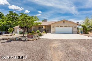 17621 E Trails End Rd, Mayer, AZ 86333 photo 2