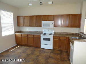 1020 E Cantebria Dr, Gilbert, AZ 85296 photo 4