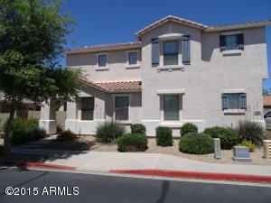 1020 E Cantebria Dr, Gilbert, AZ 85296 photo 1