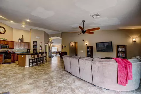6083 N 83rd Dr, Glendale, AZ 85305 photo 15