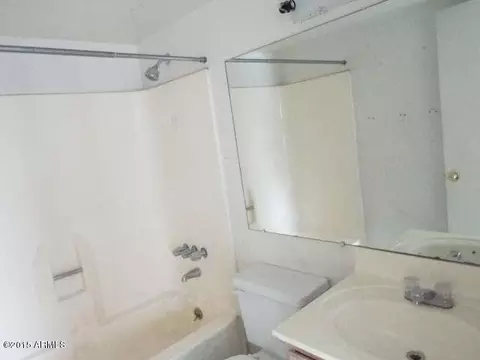 3022 N 57th Dr, Phoenix, AZ 85031 photo 13