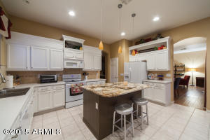 226 E Smoke Tree Rd, Gilbert, AZ 85296 photo 10