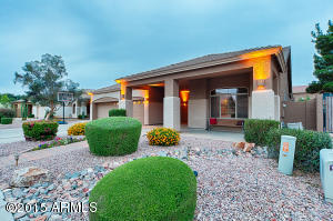 226 E Smoke Tree Rd, Gilbert, AZ 85296 photo 3