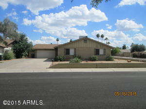 3053 W Crocus Dr, Phoenix, AZ 85053 photo 1