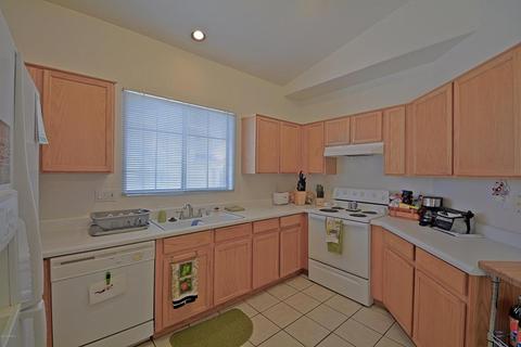 8746 E Fox St, Mesa, AZ 85207 photo 4