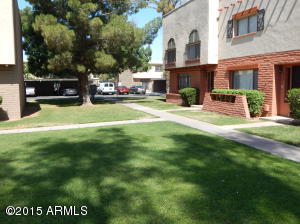 2817 E Fairmount Ave, Phoenix, AZ 85016 photo 4