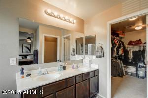 3810 E Trigger Way, Gilbert, AZ 85297 photo 5