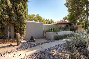301 E Braeburn Dr, Phoenix, AZ 85022 photo 3